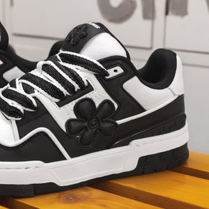 WE FLOWER Board Shoes Panda Color