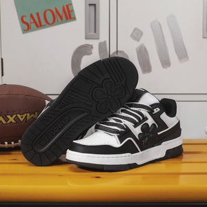 WE FLOWER Board Shoes Panda Color