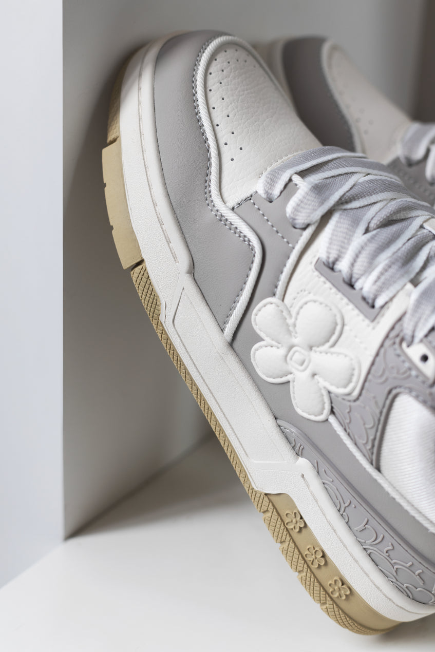 WE FLOWER Board Shoes Elephant Gray