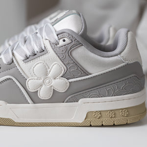 WE FLOWER Board Shoes Elephant Gray