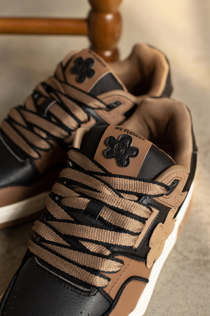 WE FLOWER Board Shoes Moussy Brown